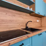 Apartment Netflix & Wifi Free Dvojizbovy Blizko Centra - 24h Self Check-in