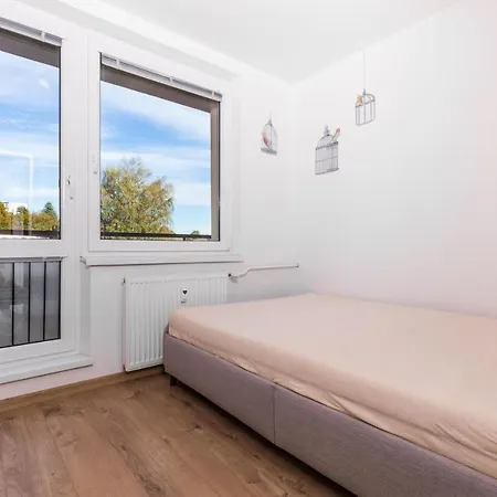 Netflix & Wifi Free Dvojizbovy Blizko Centra - 24h Self Check-in Appartement *